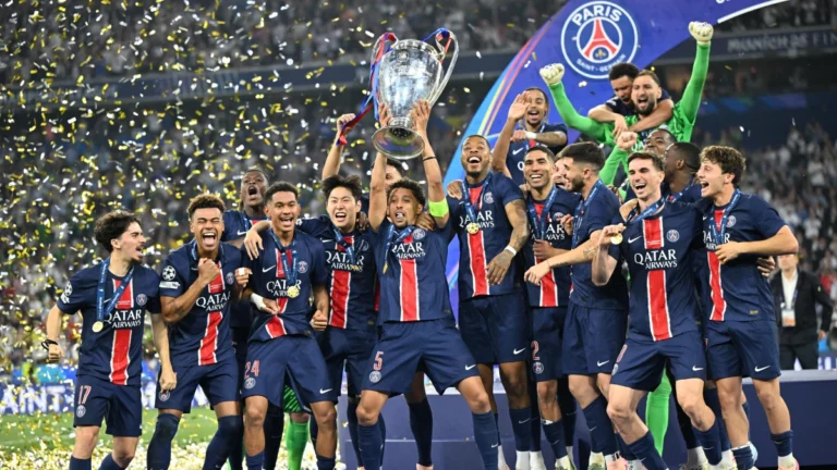 Bola de Ouro 2025: PSG é eleito o Clube do Ano
