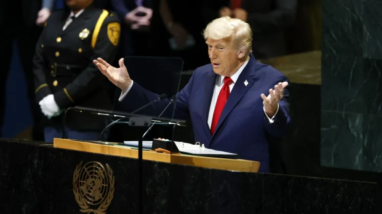 Entre polêmicas com vistos, Trump chama torcedores para Copa e Olimpíada