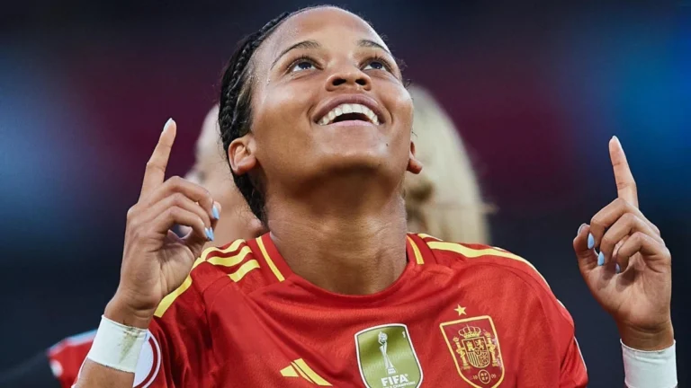 Bola de Ouro: Vicky López vence Troféu Kopa feminino