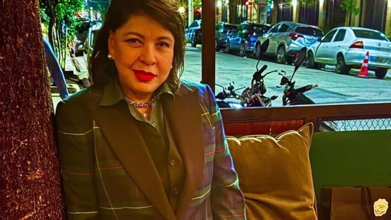 Roberta Miranda leva golpe e cancela turnê na Europa