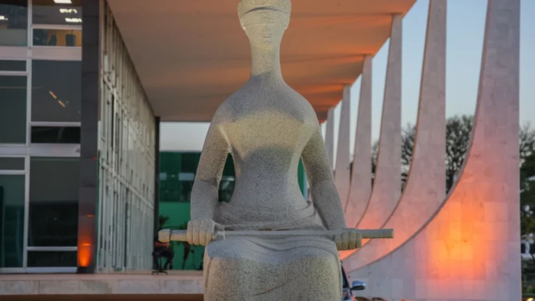 STF ouve 48 especialistas em ação da pejotização