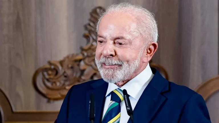 Lula lidera todos os cenários de 1º turno em 2026, indica Paraná Pesquisas