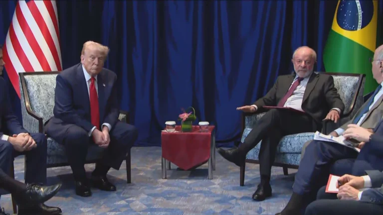 “Sabemos o que cada um quer”, diz Trump à CNN sobre negociação com Lula