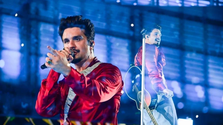 Luan Santana reúne 70 mil pessoas em megashow para gravação de DVD; veja