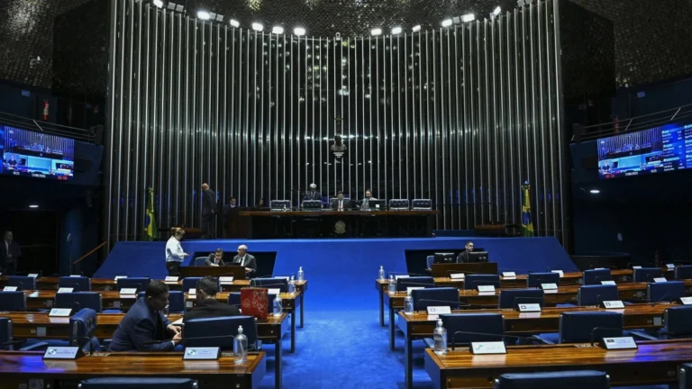 Real Time: aliados de Lula e Bolsonaro têm disputa acirrada ao Senado em SP