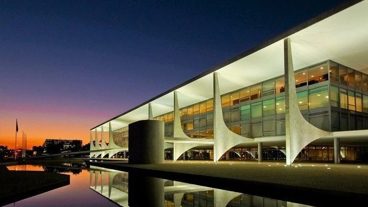 Governo monitora situação no RJ e agiliza projetos de segurança publica