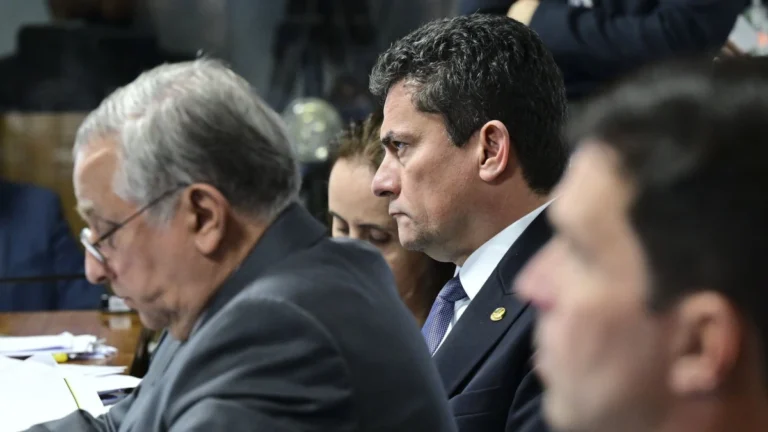 Chefe da CGU diz que Moro poderia ter combatido fraudes na gestão Bolsonaro