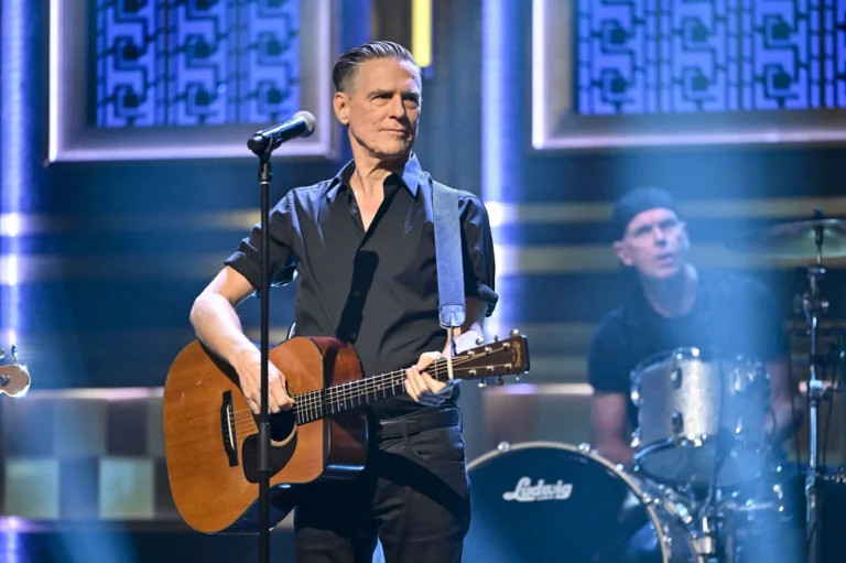 Bryan Adams faz quatro shows no Brasil em novembro