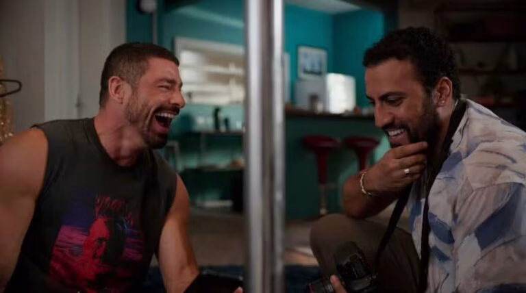 Cauã Reymond mostra bastidores de “Vale Tudo” com Ricardo Teodoro; veja