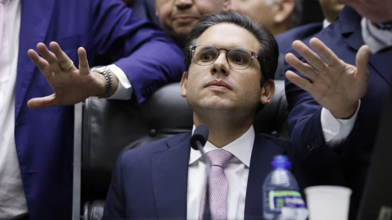 Não tinha pertinência jabuti em projeto sobre metanol, diz Hugo Motta