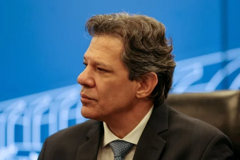 Haddad critica Castro e diz que governador “tem feito praticamente nada”