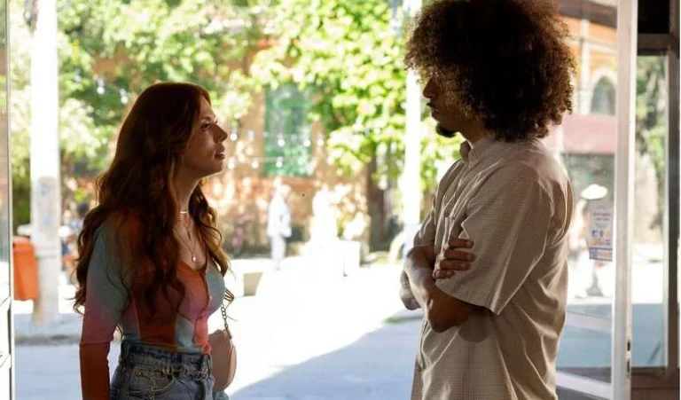 Noivado de Kami e Ryan em Dona de Mim termina em desfecho dramático após ex-sogra envenenar convidados