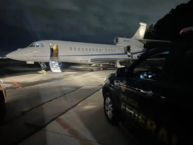 Avião apreendido com Vorcaro pela PF é avaliado em R$ 200 milhões