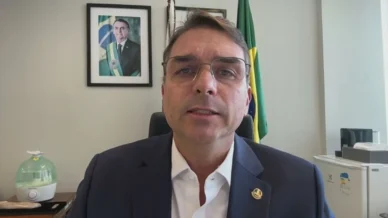 Análise: Papel de Flávio foi crucial para pedido de prisão de Bolsonaro