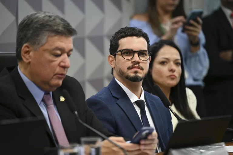 CPMI: filho de ex-diretor do INSS fica em silêncio durante oitiva