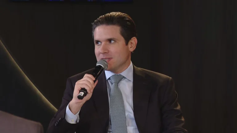 Motta diz que consenso sobre IR superou divergências entre Lira e Renan