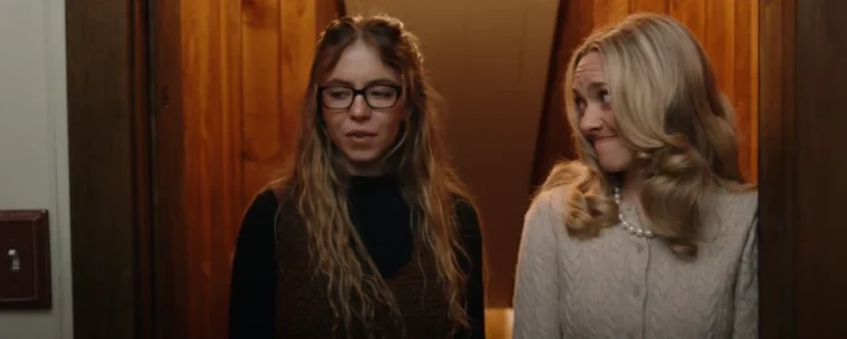 “A Empregada”: cena inédita do filme com Sweeney e Seyfried é revelada