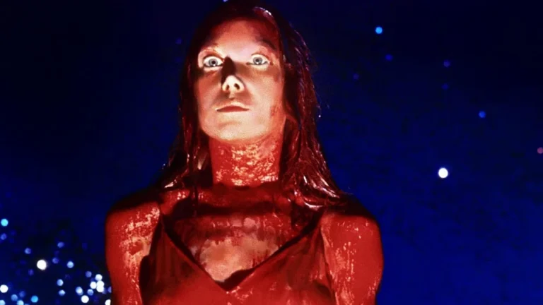 Atriz de “Carrie” detestou ser banhada por sangue de porco em cena clássica