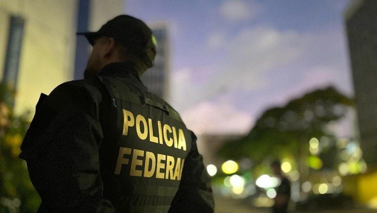 Fraude no INSS: PF cumpre 63 mandados e 10 prisões em nova fase da operação