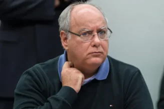 Gilmar pede destaque e suspende julgamento de ex-diretor da Petrobras