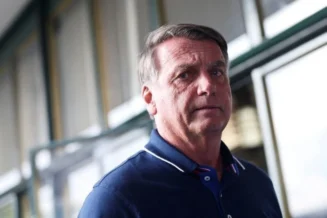 Prisão de Bolsonaro deve redefinir jogo eleitoral, segundo especialistas