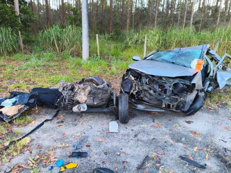 Quatro pessoas morrem em acidente grave na BR-101, no ES