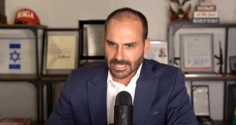 PL monta “dossiê” regimental para tentar salvar mandato de Eduardo