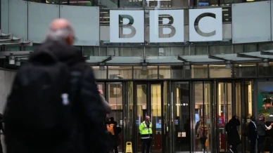 Trump processa BBC em US$ 5 bilhões por edição em documentário