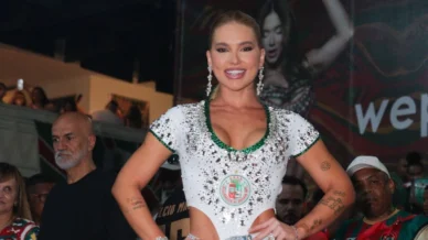 Virginia é liberada de ensaio por presidente da Grande Rio: 