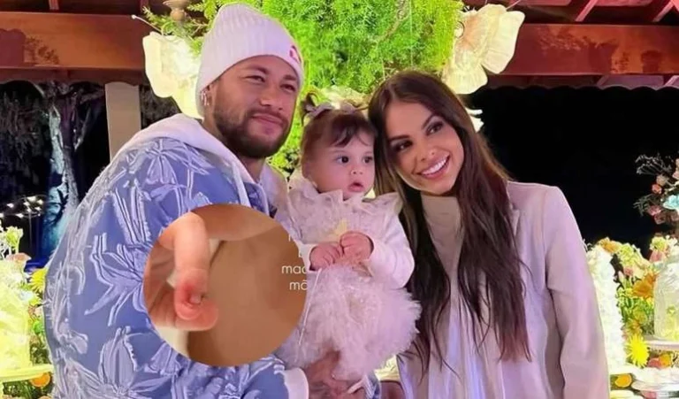 Após fratura exposta em grave acidente, Amanda Kimberlly mostra como ficou o dedo da filha com Neymar. Foto