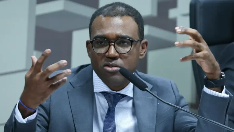 Diretor do BC diz que caso Master é “muito similar” ao do Cruzeiro do Sul