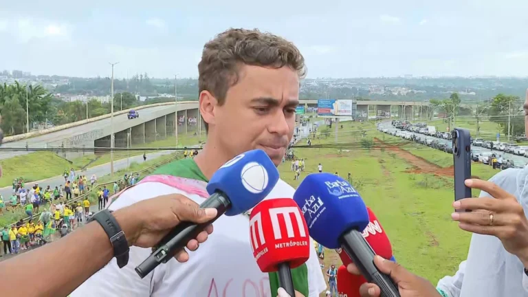 Nikolas diz que foi orientado pela PLF a utilizar colete à prova de balas