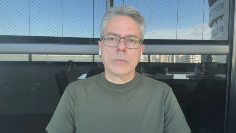 Conduta de Toffoli no Caso Master é “atípica”, diz Alessandro Vieira à CNN