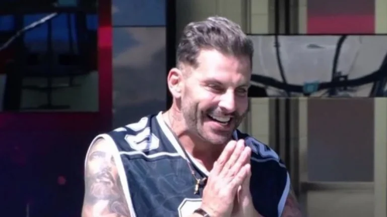 BBB26: Henri Castelli retorna após atendimento médico e convulsiona de novo