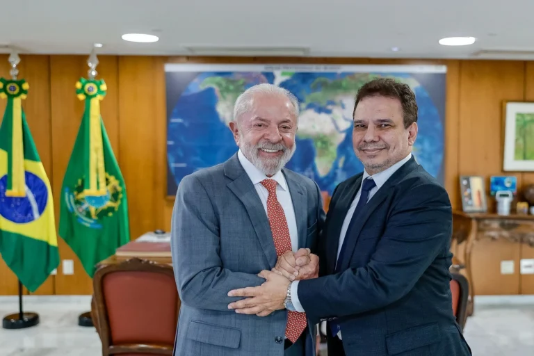 Wellington César toma posse no Planalto como novo ministro da Justiça