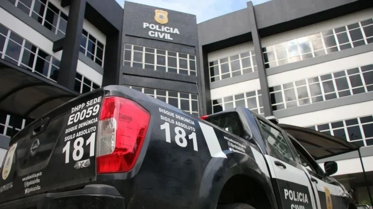 Jovem é atacada com ácido em salão de beleza em Salvador