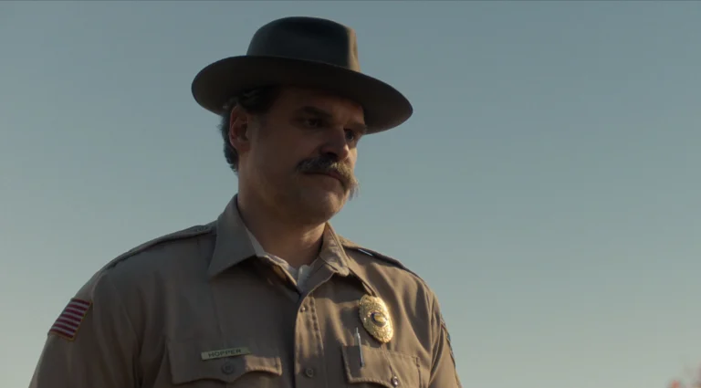 David Harbour abandona filme com Olivia Wilde e Pedro Pascal, diz site
