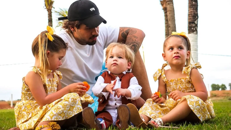 Longe dos filhos, Zé Felipe reclama da saudade: Tem dias que pesa mais