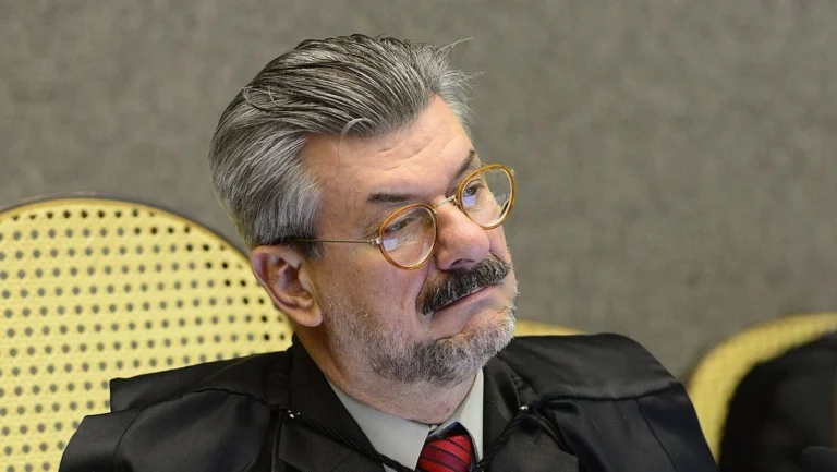 STJ se reúne para avaliar afastamento de ministro Marco Buzzi
