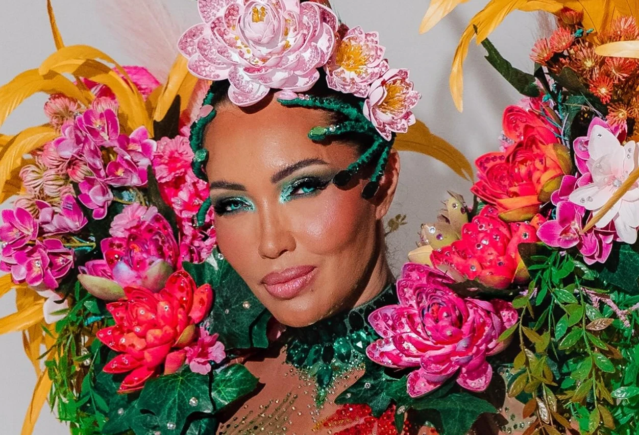 Karinah se divide entre Rio e Salvador durante maratona de Carnaval