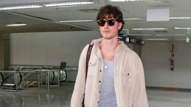 Shawn Mendes volta ao Rio após virada de ano com Marquezine; veja fotos