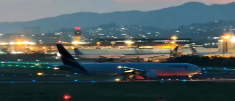 Avião abortou decolagem em Guarulhos após motor indicar alta temperatura