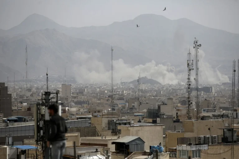 EUA reposicionaram militares no Oriente Médio semanas antes dos ataques