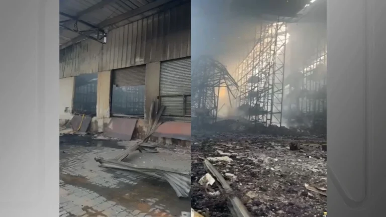 Vídeo: incêndio atinge galpão no Espírito Santo; ocorrência dura 50 horas