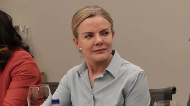 6×1 na CCJ demonstra compromisso de Hugo com o tema, diz Gleisi