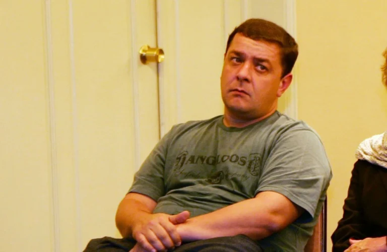 Lulinha ironiza acusações e brinca sobre “Ferrari de ouro”, relatam amigos