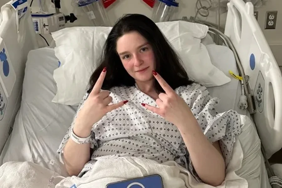 Universitária tem sintomas de tumor cerebral confundidos com estresse