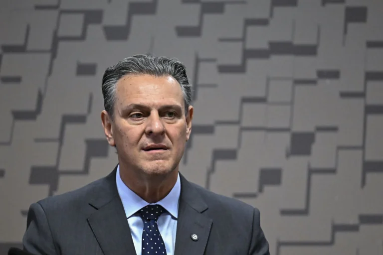 Após votar na CPMI, Fávaro não deve voltar ao Ministério da Agricultura