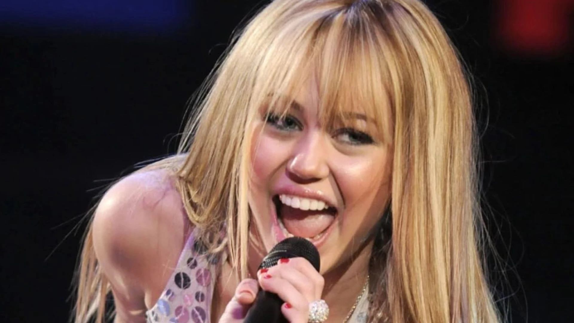 Miley Cyrus revela qual a música favorita de 