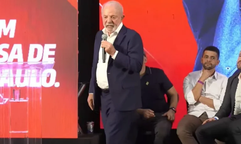 “Vou ser candidato”, diz Lula em evento de pré-candidatura de Haddad em SP